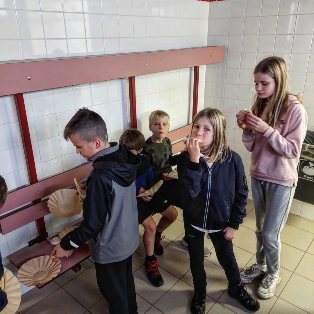 dekleine1891's tweet image. Traktatie met croque-monsieurs voor m'n verjaardag.

#Monitorlife
#Pelican
#Monitor #BuitensportMonitor #Moni
#Traktatie #Verjaardag
#Treat #Birthday
#Croque #CroqueMonsieur
#Croques #CroqueMonsieurs