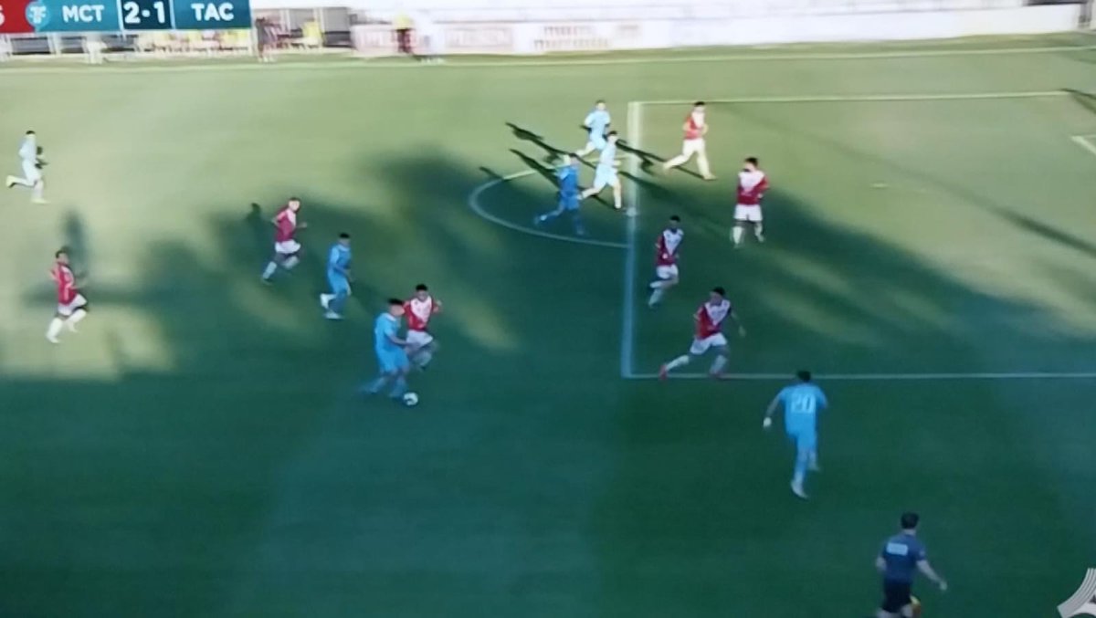 El que tiene la plata manda y ta pelao. Como todo el año