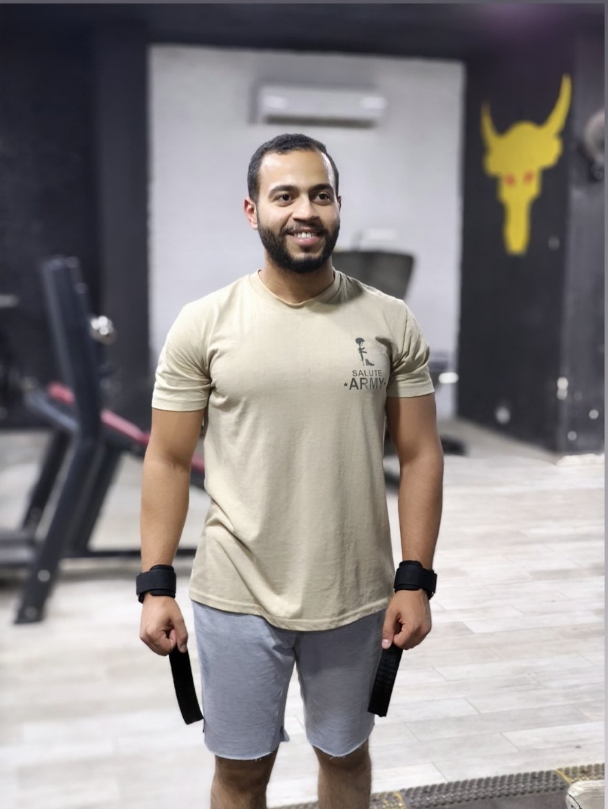 عثرات الحاضر ماهى إلا خطوات نجاح المستقبل فلا تيأس 🤍
