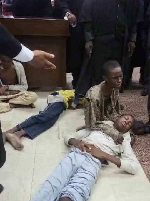 abbabk's tweet photo. I am deeply disturbed by the sight of young, underage children in an Abuja court—visibly malnourished and in poor health. This disgraceful situation reflects poorly on our country and on President Tinubu’s administration, known for its lack of compassion for citizens.#protest https://t.co/y4UPPxg9m1