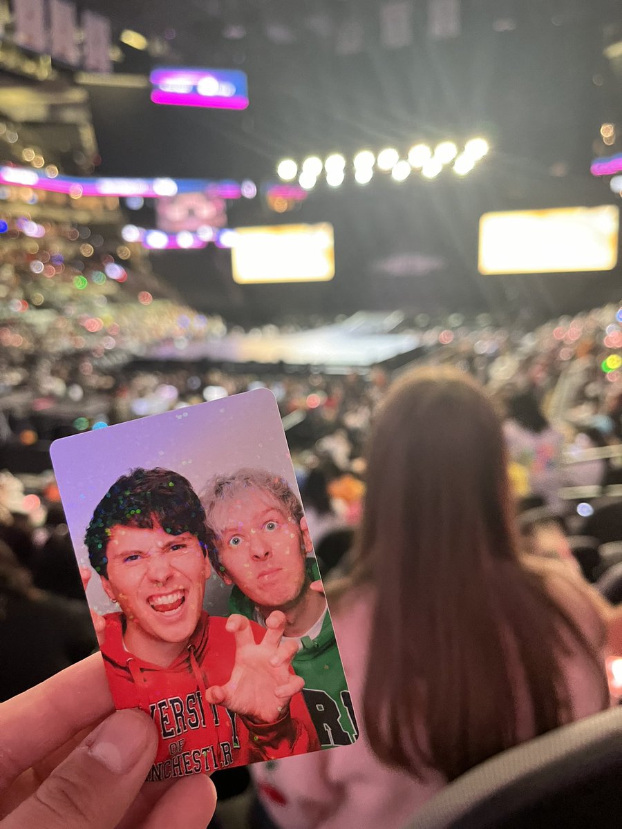 kiwikikoz's tweet photo. I hate gay Halloween, what do you mean your Nahida at a SVT concert with Dan and Phil (in spirit) ?! https://t.co/eKas2w31wD