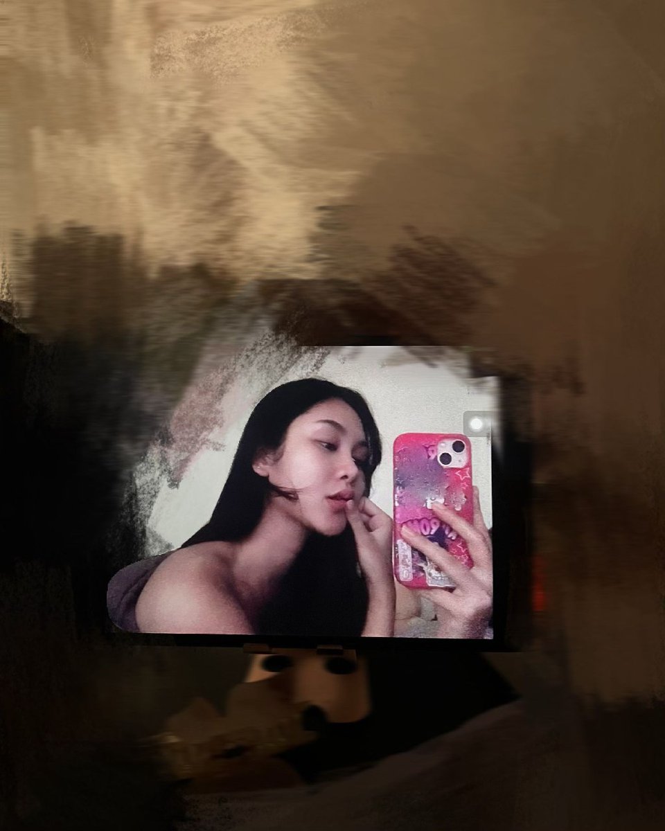 yupee_page's tweet photo. IG Post (yupee._.ii ) update
#yupee
—
🌸 https://t.co/mfFAiizylW