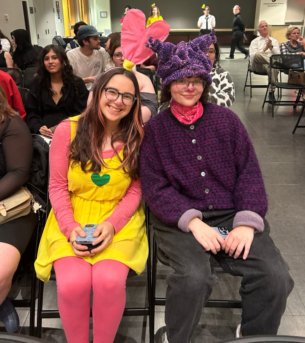 FraminghamU's tweet photo. A sneak peek from last night's costume contest with the Suit Jacket Posse. 

#FramState #FSURams #FraminghamStateUniversity #fRAMily #FraminghamState https://t.co/T7LPy5yaQe