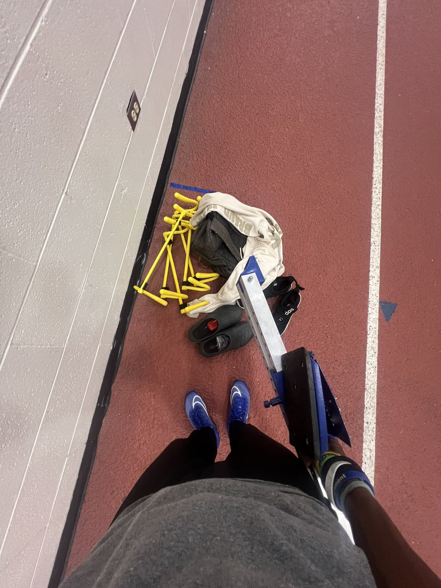 Work
#TrustTheProcces #trackjourney #trusttheprocessofGod #trustthejourney #trackandfieldlife #400m #work #trackandfield #blockstart #wicketwork