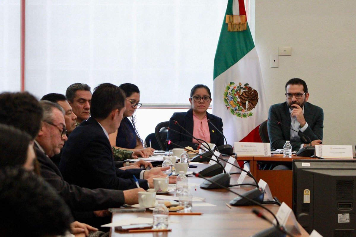 DIF_NMX's tweet photo. La Procuradora Federal de Protección de #NNyA, Fabiola Salas participó en la reunión de la Comisión Intersecretarial de Atención Integral en Materia Migratoria #CIAIMM en @SRE_mx.

Desde el #SNDIF reafirmamos el compromiso para consolidar el Modelo Humanitario de Movilidad en 🇲🇽. https://t.co/K9yzEfF6Rw