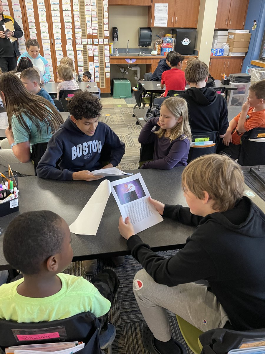 ✨📚 Today, 8th graders from Mr. Duroncelet’s class at Wilson visited Ms. Patton Green's and Ms. Smith's 1st grade classrooms to share their wonderful children's stories. Our Jr Jackets had a blast listening and interacting! Thanks for coming out 8th grade! 💙🐝💛