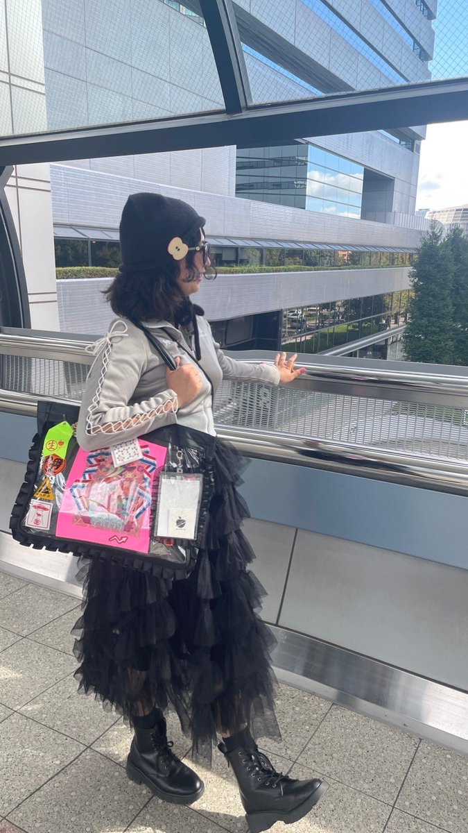 きゃさりん㊱紅茶屋のメイドさん(大阪) on X: きゃさりん㊱紅茶屋のメイドさん(大阪) on X: