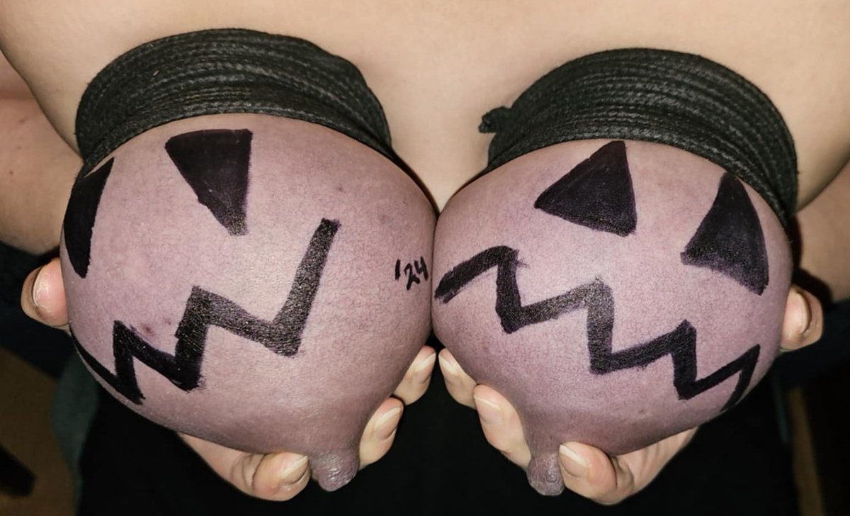 BreastBondage tweet media