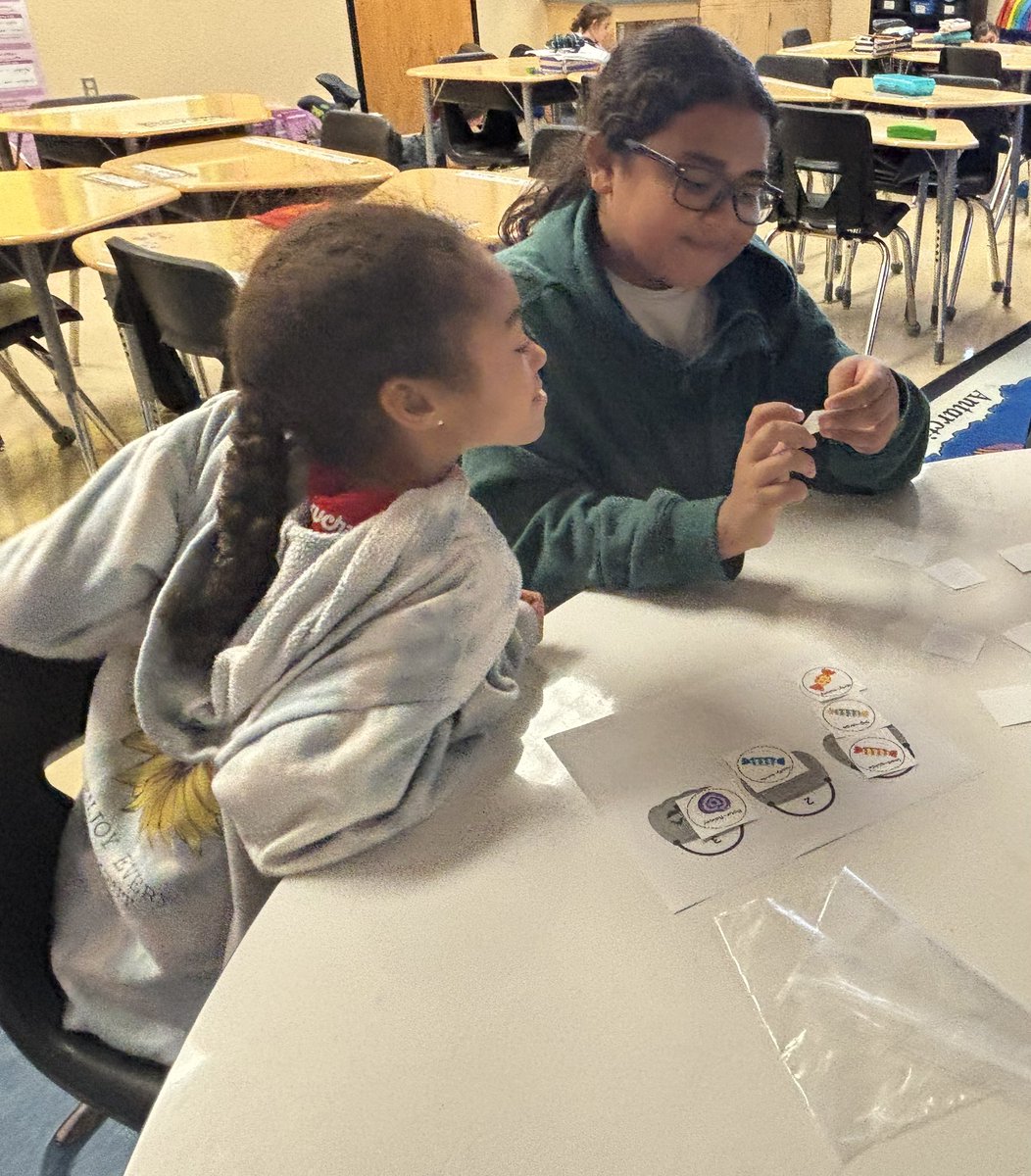 We did a fun candy themed sorting activity to distinguish between synonyms, antonyms, and homophones! 🍭🍬👍🙂<a href="/PLEgators/">Palmetto Elementary</a> <a href="/collierschools/">Collier County Public Schools</a> <a href="/HMHCo/">HMH Education</a>