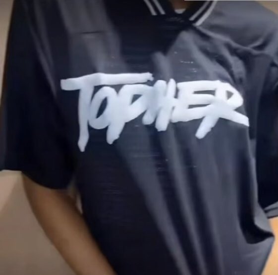afiagodspretty1's tweet photo. It’s about to go down!
Guardians!!! Are you ready???

TOPHER JERSEY CHALLENGE 
WEAR TOPHER 

#TopherJerseyChallenge
#TopherBassey https://t.co/cQiSXMahBM