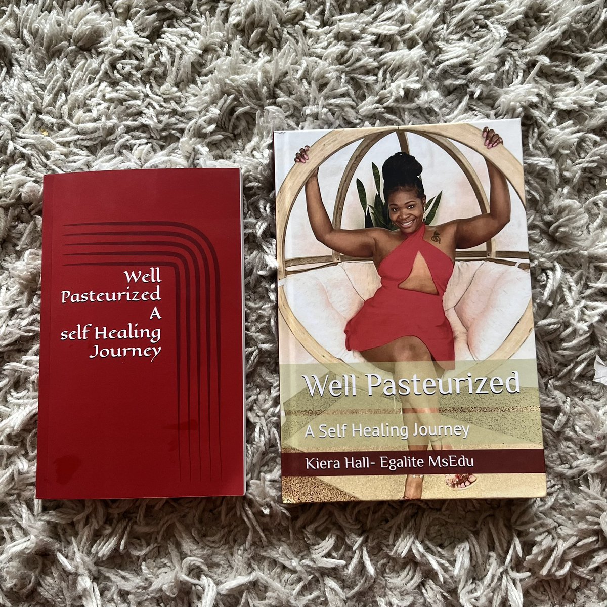 Kay_Rox_'s tweet image. I'm delighted to share my first book with the world! 🍁 A journal is also available to accompany you. Enjoy your reading journey and don't forget to leave a review. 🤗📚
Order now: a.co/d/64T7syT 🍁
#oprahbookclub #books #1stbook #favbook #mustread #booklover