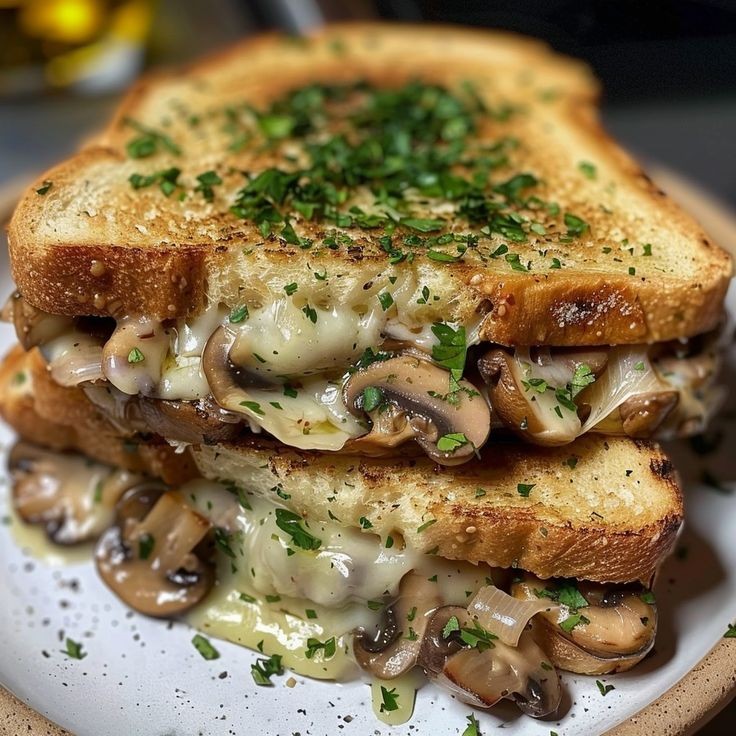 you can only pick one! 

interactive food poll 🧵

[cheesy food edition 🧀🍕🍔]