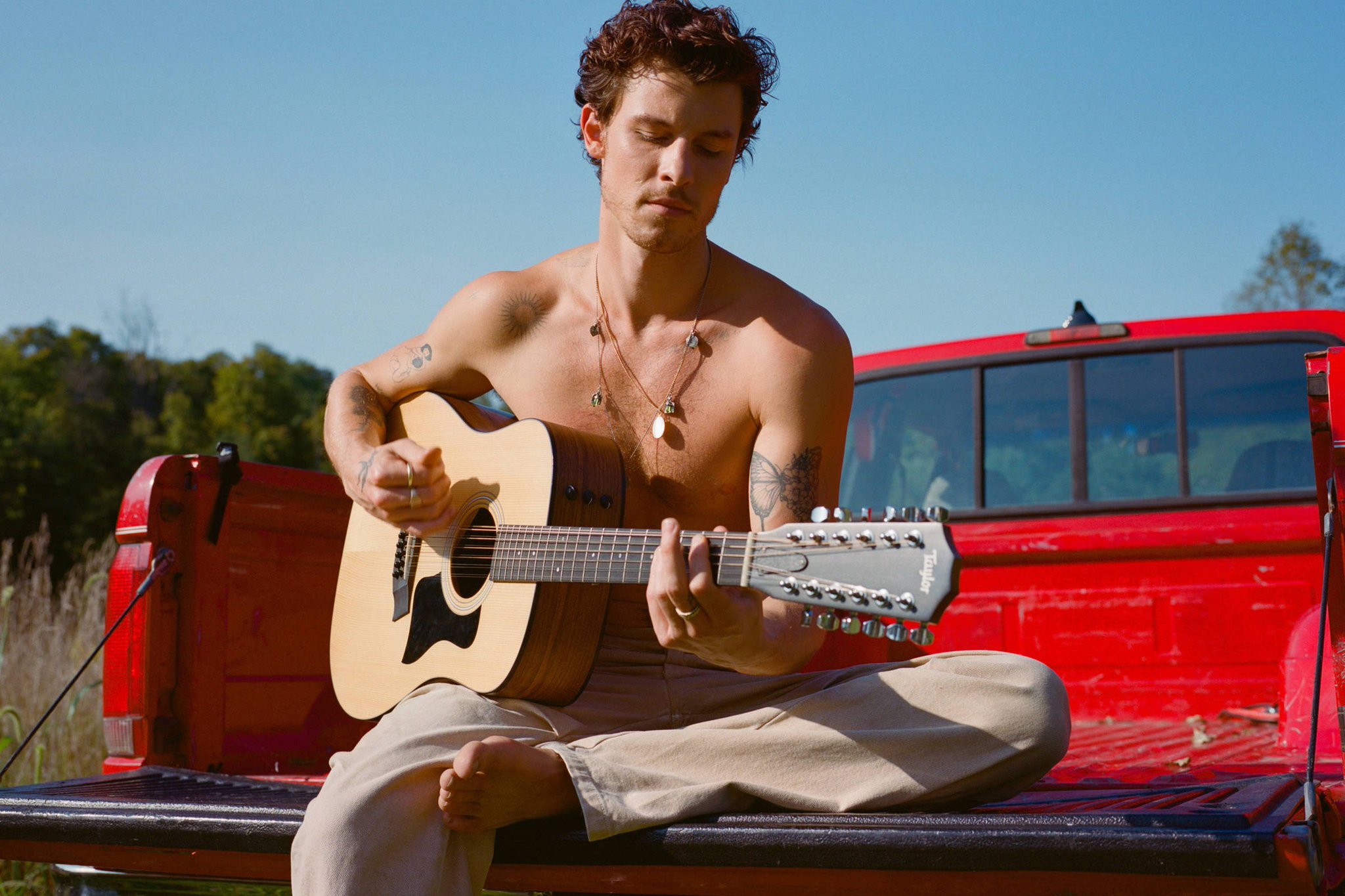 【 】x Shawn Mendes ストレート ジーンズ ♪ GbVh8GcWcAAvps3.jpg:large