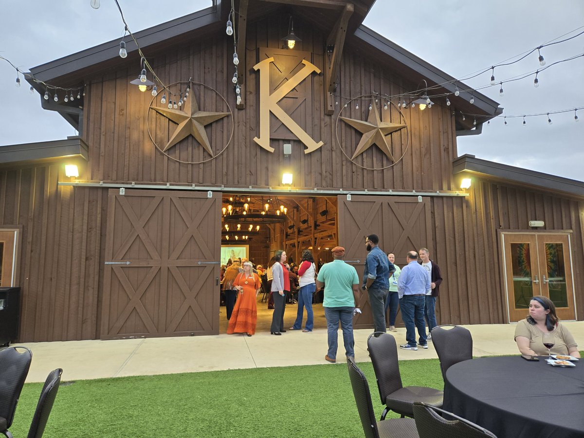 scottmpetri's tweet image. Great @TxSocialStudies social at the Barn with @SocialStudiesSS @socialstudiestx @lorirech50 @christopherndc #TXCSS2024