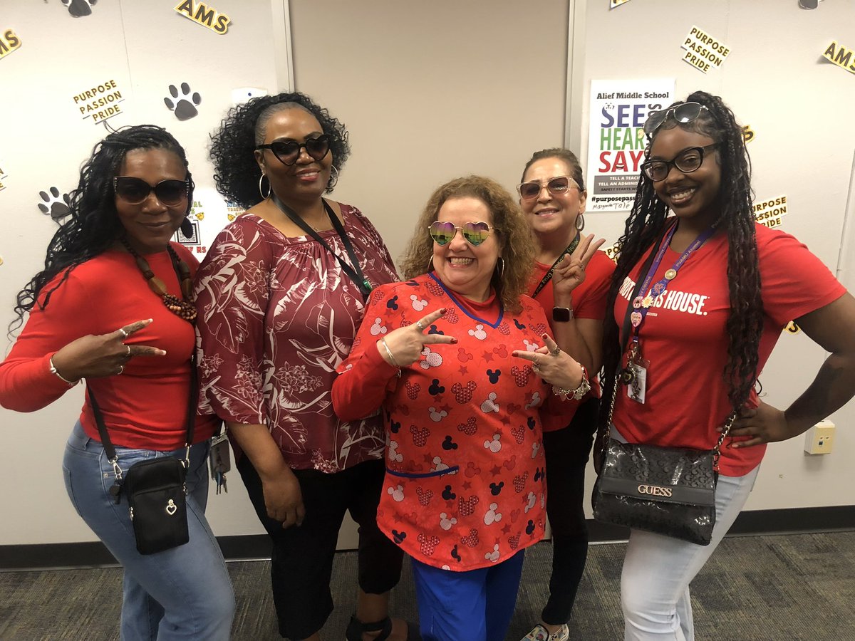 Red Ribbon week day 1!@alief_middle <a href="/Sroninub2Newby/">Sharonda Newby, Ed.D</a> <a href="/RaymondLowery11/">Raymond Lowery</a>