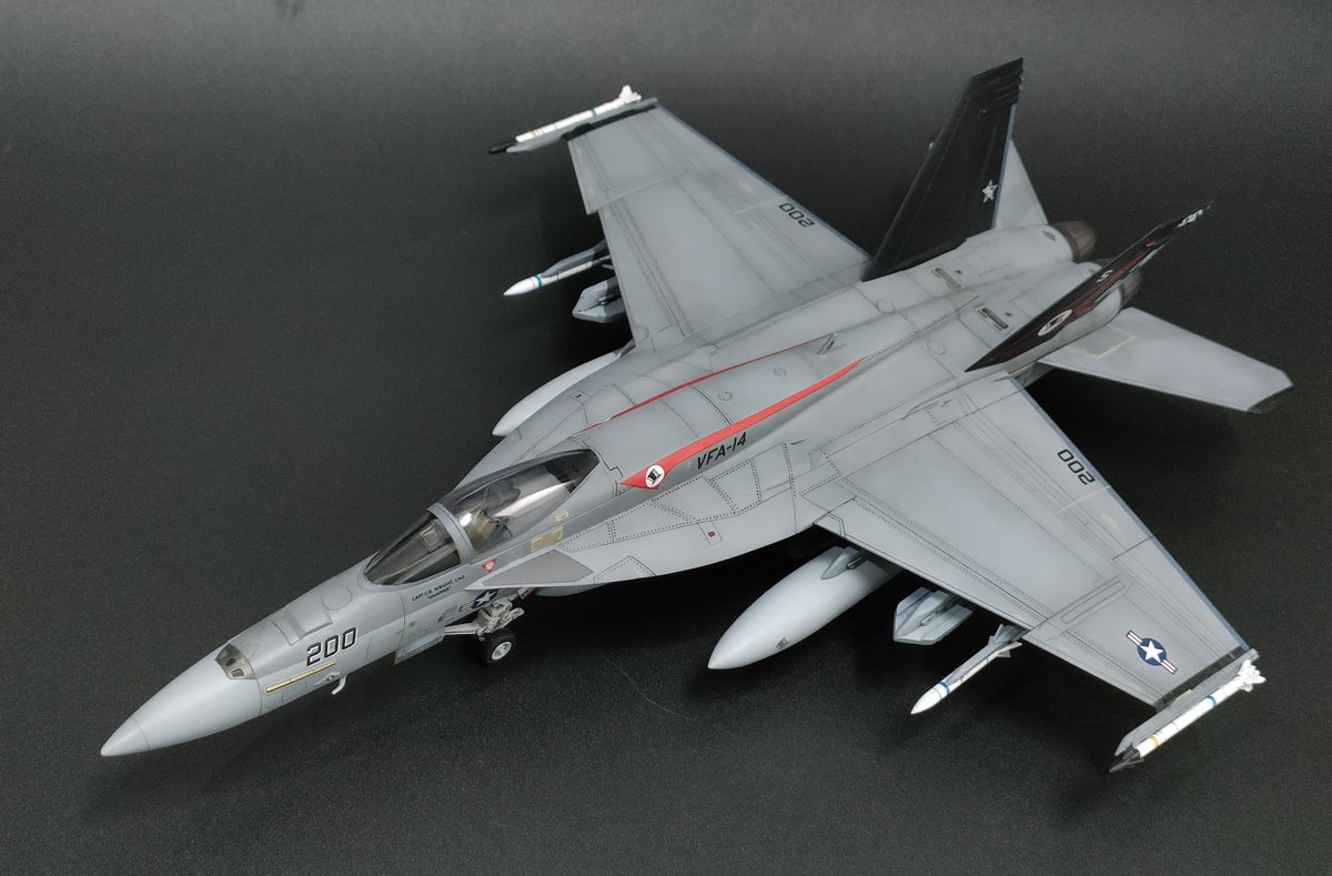 GOGO712868313's tweet photo. #ハセガワ #スーパーホーネット
#F18E #水性ホビーカラー
ハセガワ1/72 F/A-18E スーパーホーネット完成しました✨
パネルラインが潰れないように注意しながら製作しました✨
今回の製作も楽しかったです😀 https://t.co/FIgaVWxMFL