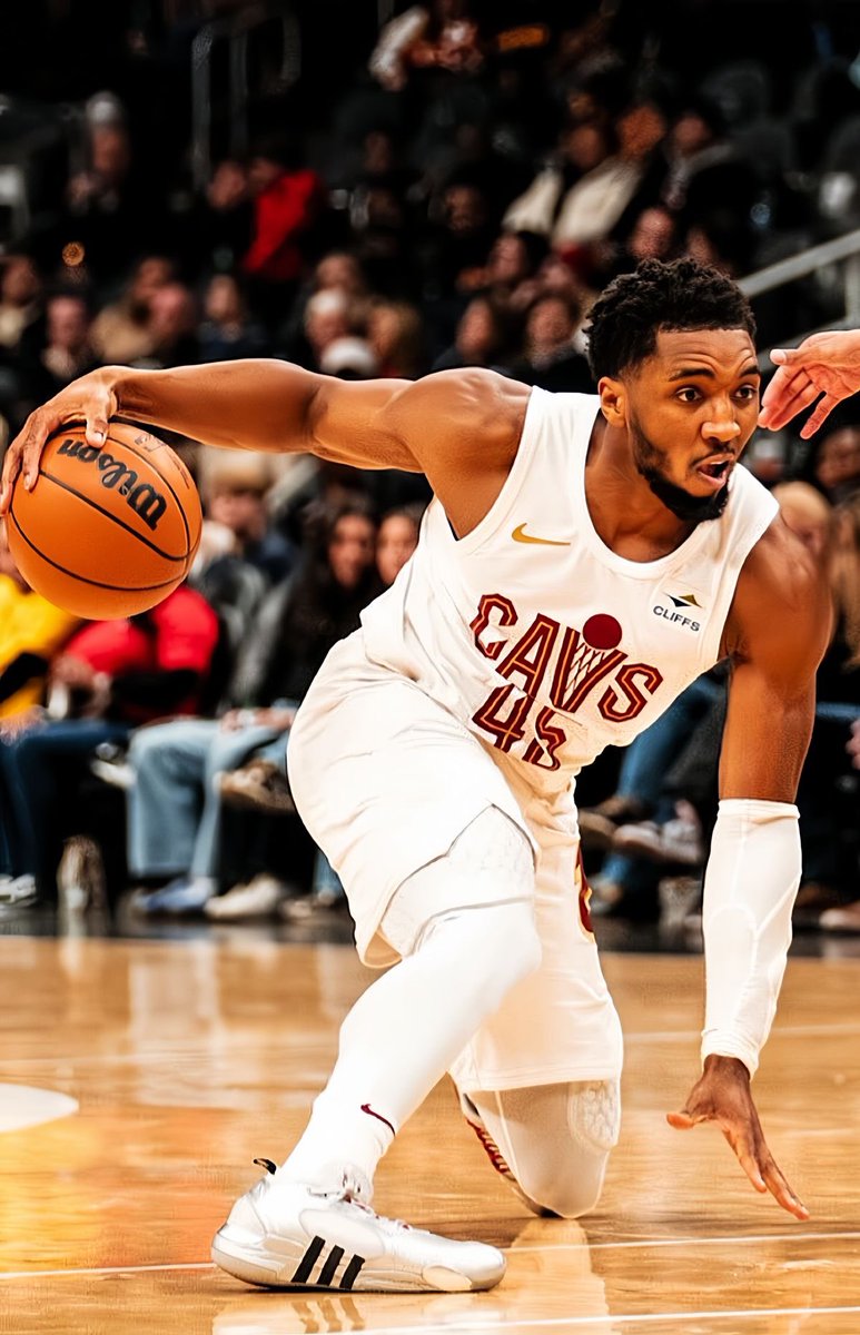 Freeds Locks tweet media