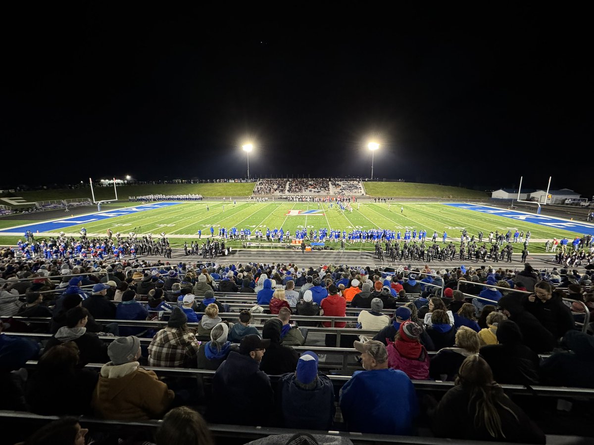 Q92Sports's tweet image. Halftime at Lake.

@StreaksFootball 14
@footballhoover 0

#Q92Sports #Score7