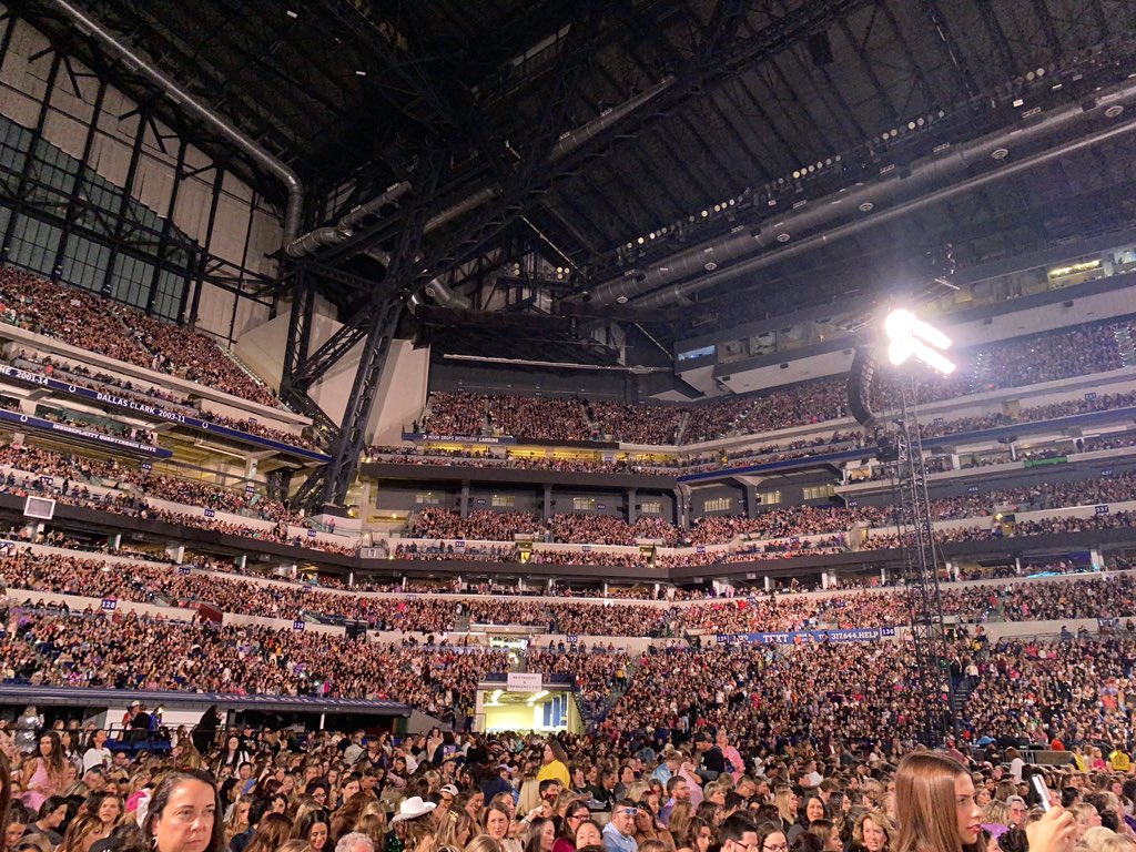 Packed house is ready for #IndyTSTheErasTour.