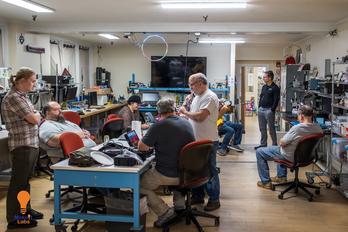 makeitlabs's tweet image. In the Heart of MakeIt Labs

In a space where ideas twirl and spin,
Creativity blooms, let the fun begin!
Join us at MakeIt, where visions take flight,
Snap some pics, let’s make magic tonight! ✨🔧🎨

#dreamit #learnit #makeit #makeitlabs #makerspaces #nashua #NewHampshire #DIY