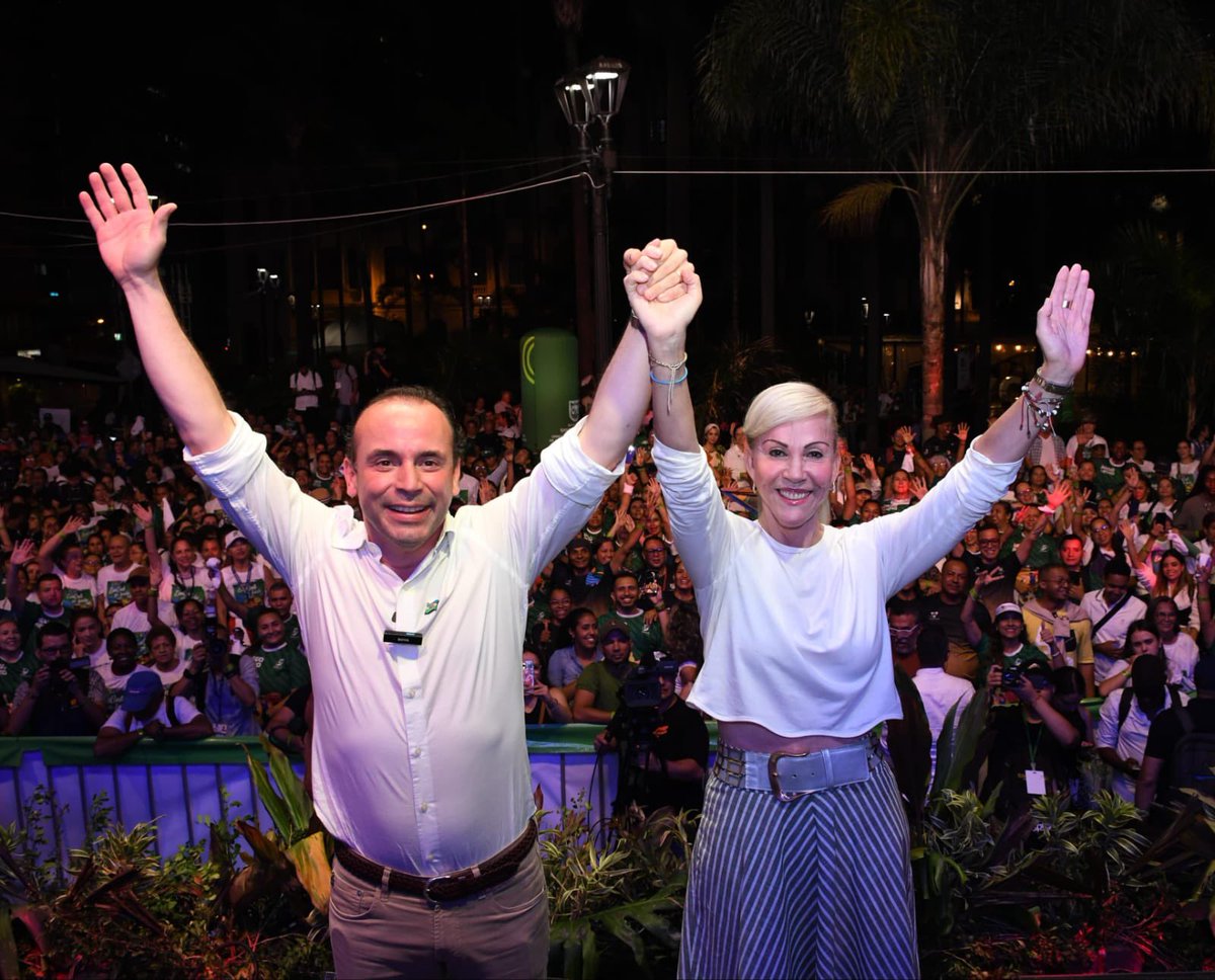 DilianFrancisca's tweet photo. Gracias Valle, Gracias Cali, Gracias Vallecaucanos. 

Gracias @AlejoEder https://t.co/9m5wUvLR8o