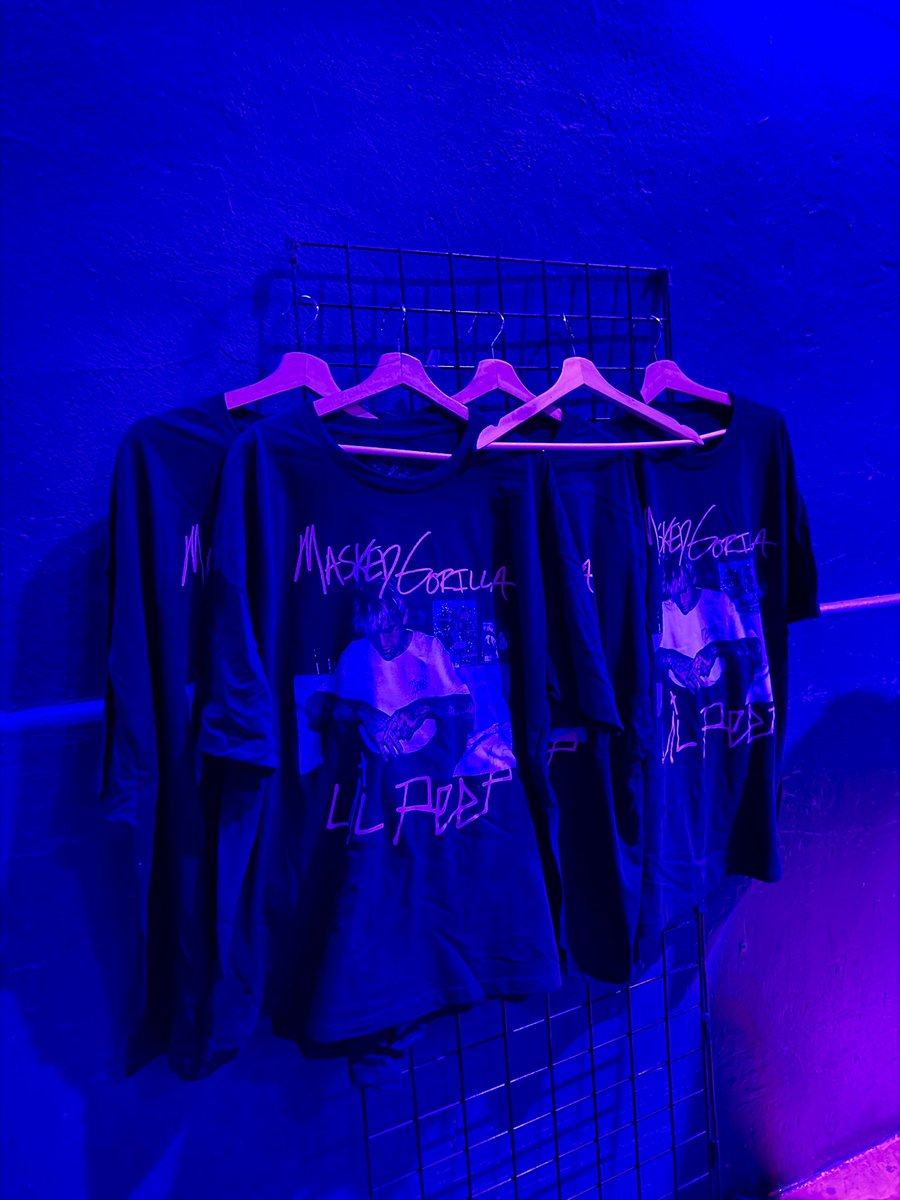 Masked Gorilla tweet media