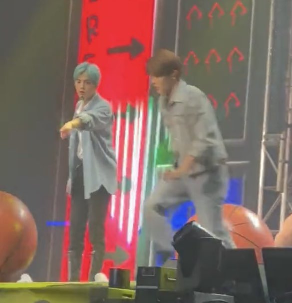 너무커엽슨 조교김영흔의똥개교육생