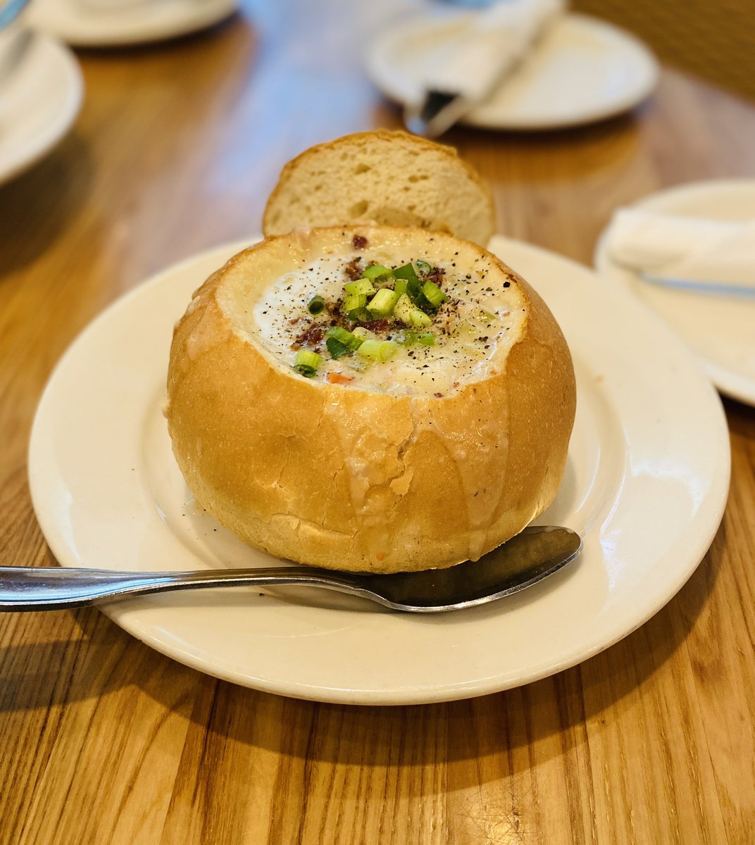 Calvo'sLifeStyleClub tweet media