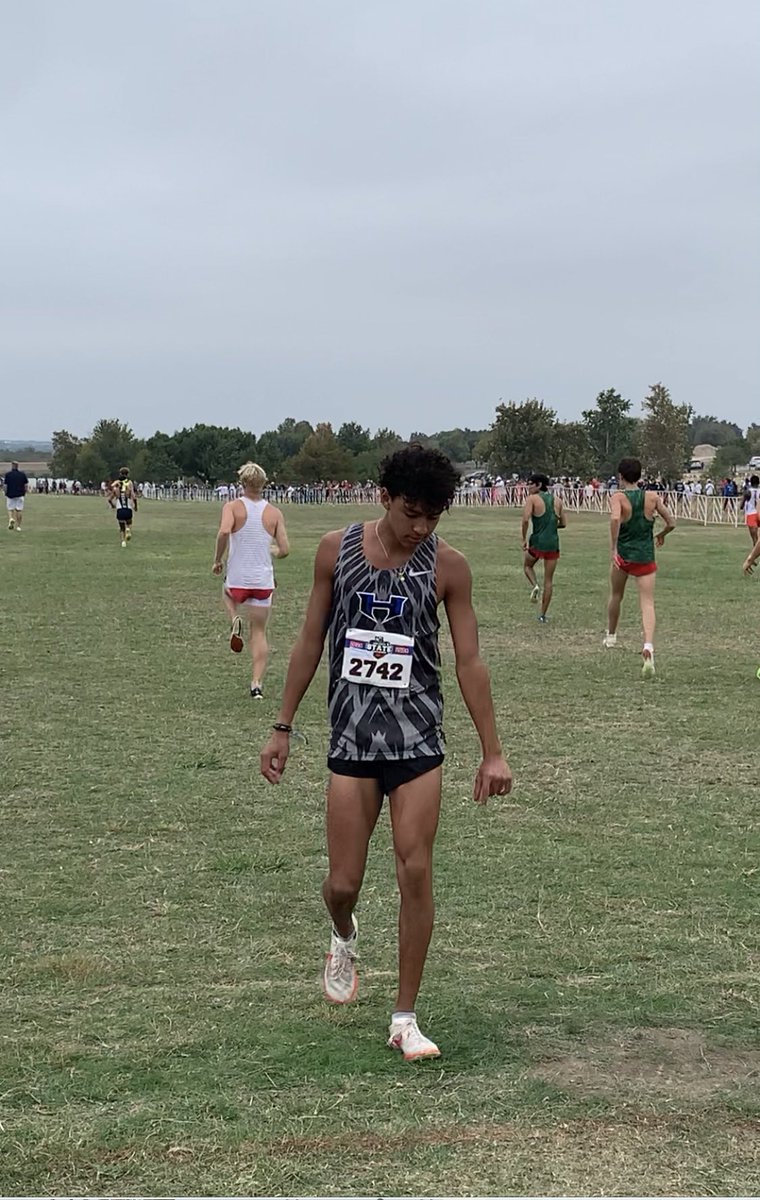 Hawk Running tweet media