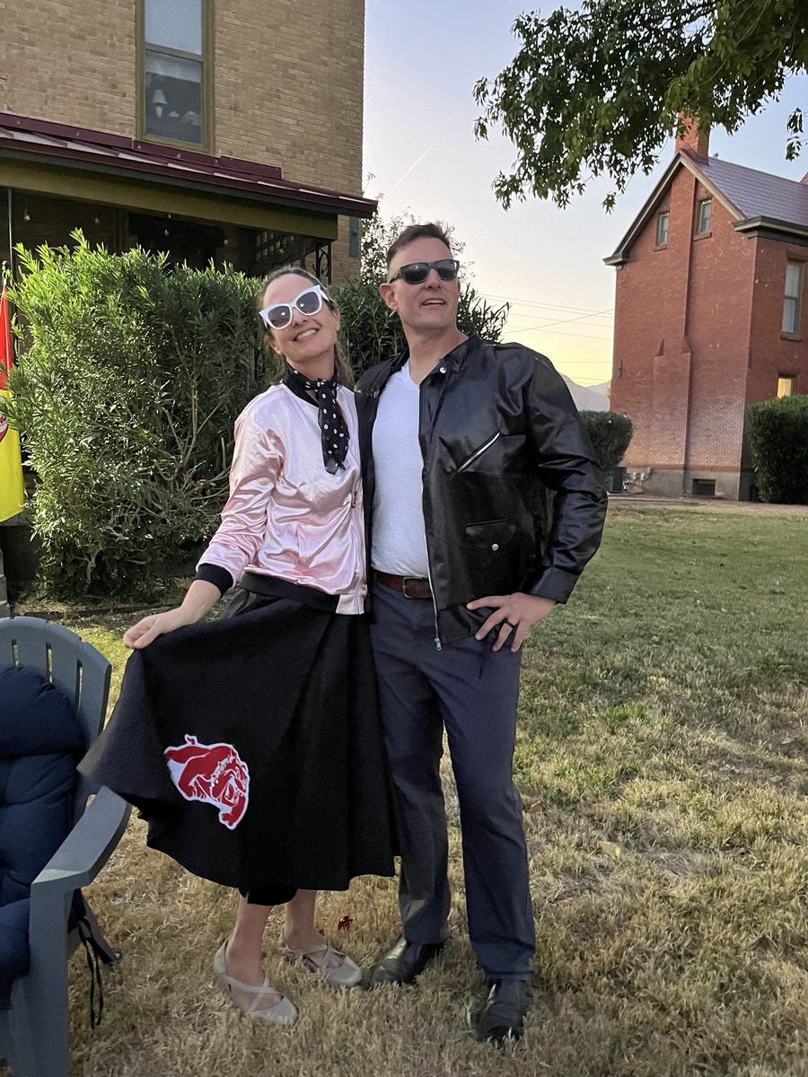 The Lathams did a ‘50s greaser theme for Halloween.  GO BULLDOGS!