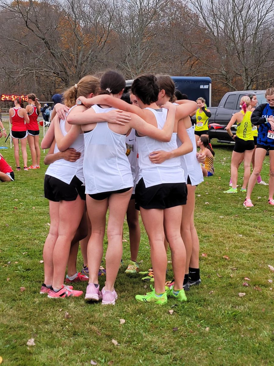 WNXCTF's tweet image. Congrats to our girls for a close 2nd at sectionals Every girl stepped up and we ran our best effort of the season. I’m incredibly proud of our team, 2 years in a row now we’ve been the runner up, nice to be in the mix. 

Melia and Kylie qualify for states in 2 weeks