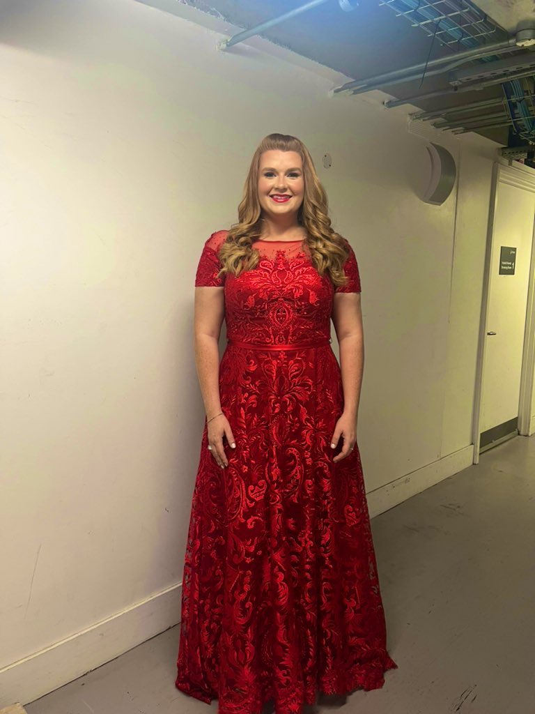 Meinir Wyn Roberts (@meinirwynsop) on Twitter photo Noson i’w chofio! ✨ 🎶
A night to remember! 💃💃
Penblwydd Hapus Prifysgol Bangor! 🎂 <a href="/PontioTweets/">PontioTweets</a>
<a href="/prifysgolbangor/">Prifysgol Bangor</a> <a href="/BangorUni/">Bangor University</a> Noson i’w chofio! ✨ 🎶
A night to remember! 💃💃
Penblwydd Hapus Prifysgol Bangor! 🎂 <a href="/PontioTweets/">PontioTweets</a>
<a href="/prifysgolbangor/">Prifysgol Bangor</a> <a href="/BangorUni/">Bangor University</a>