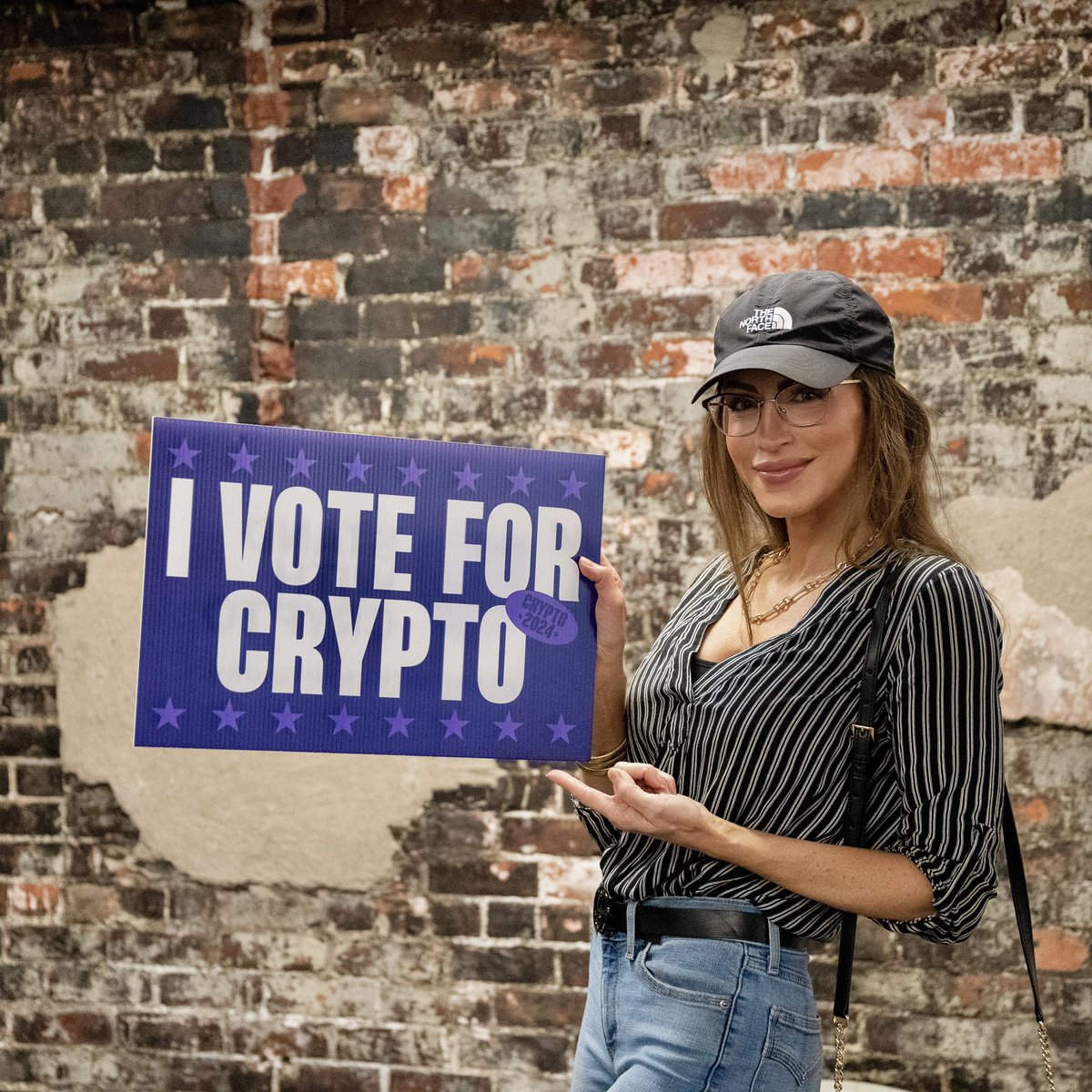 Elizabeth Hansson🛡️ (@elizabethha) on Twitter photo Decentralization isn’t just a blockchain feature—it’s the foundation. Defi means no single entity controls the future of finance, identity, or innovation. It means empowering billions, not a handful of gatekeepers. Voting for DeFi is a vote for the people ✊ <a href="/standwithcrypto/">Stand With Crypto🛡️</a> Decentralization isn’t just a blockchain feature—it’s the foundation. Defi means no single entity controls the future of finance, identity, or innovation. It means empowering billions, not a handful of gatekeepers. Voting for DeFi is a vote for the people ✊ <a href="/standwithcrypto/">Stand With Crypto🛡️</a>