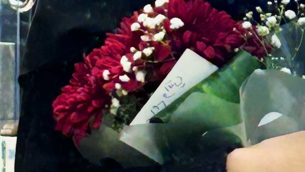 جابلي ورد جاب بوكية قالي "ممكن تقبله"قلتي ايه🤍.