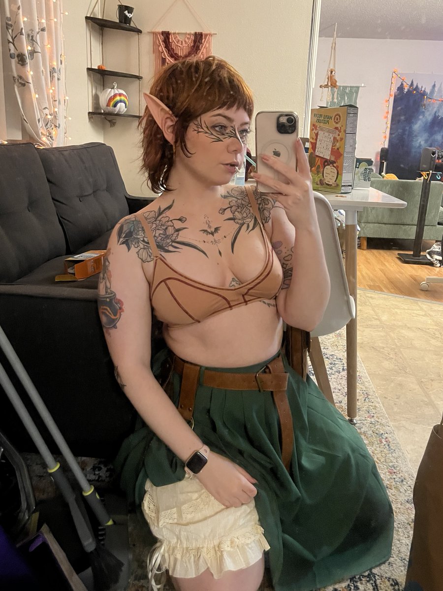 teddythot's tweet image. inquisitor lavellan taking revenge pics after getting their vallaslin back and getting even more tattoos