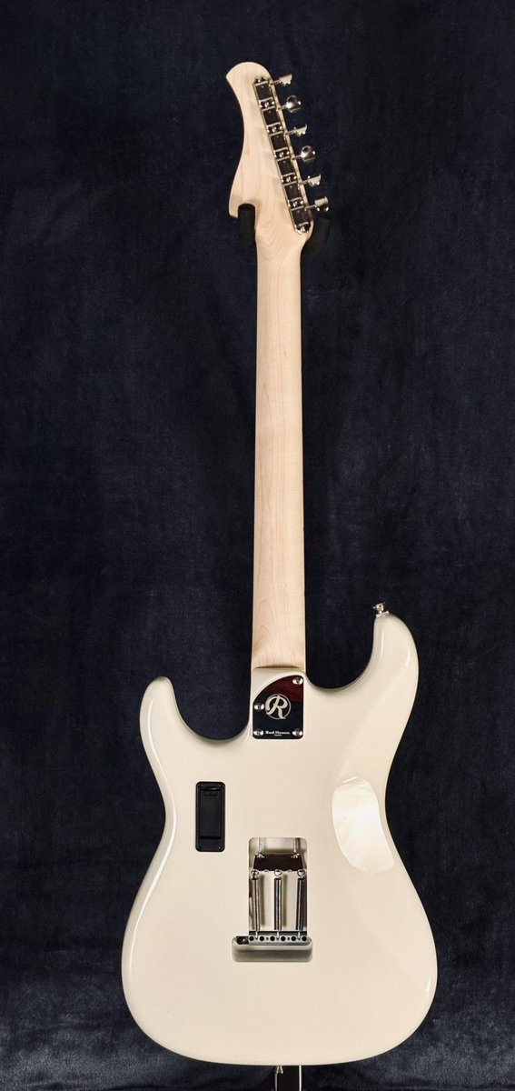 Red House Guitars tweet media