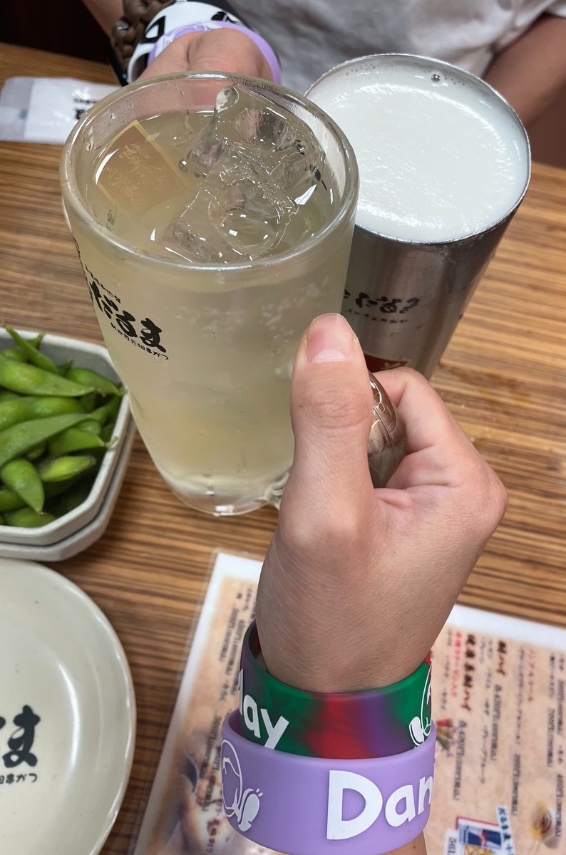 kyo_schna's tweet photo. とりあえず🍻 https://t.co/kBmwml0wM3