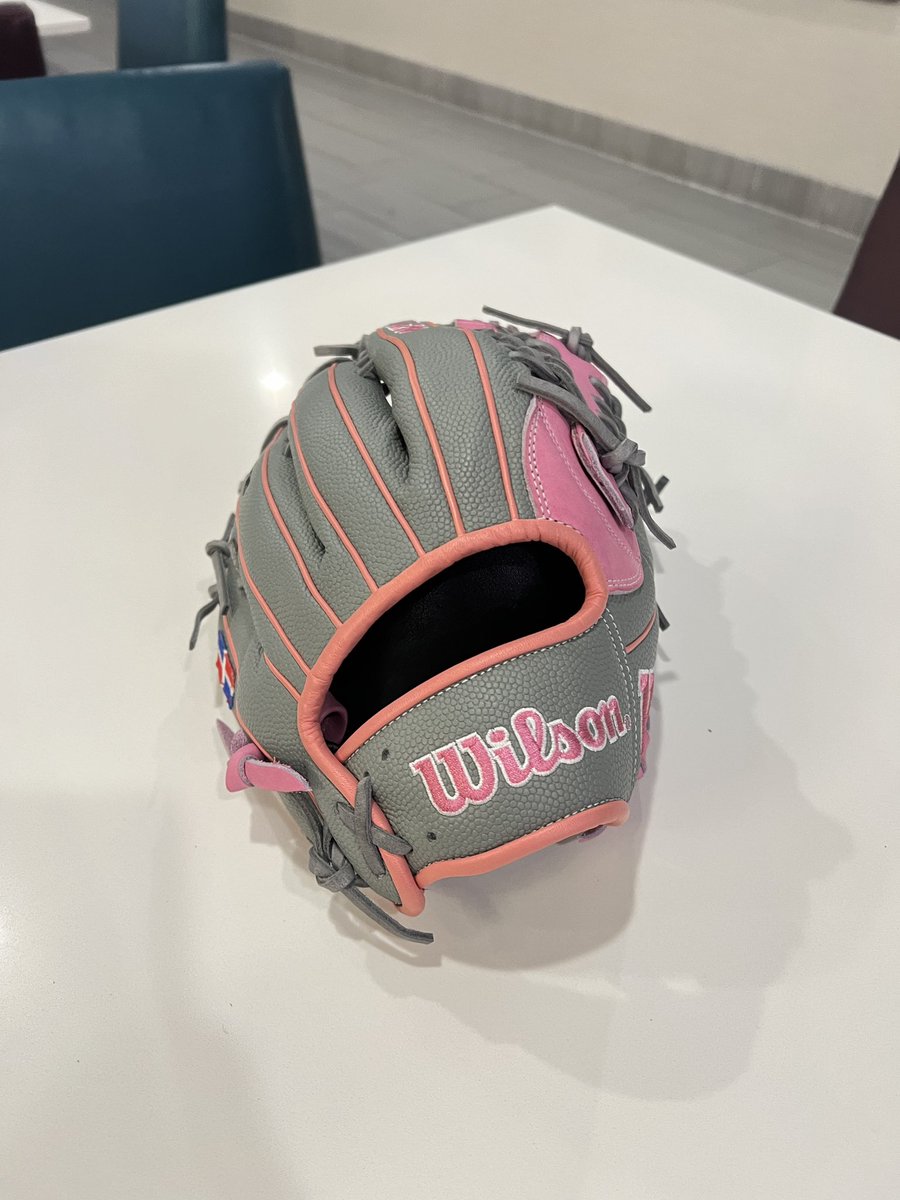 Carlee Paez 2025 (@carlee_paez) on Twitter photo Thank you Wilson for the custom glove 💗 <a href="/wilsonballglove/">Wilson Baseball & Softball</a> ⭐️ Our Stars family Thanks You 👏🏽 <a href="/StarsNat18U/">Stars National Coleman 18U</a> Thank you Wilson for the custom glove 💗 <a href="/wilsonballglove/">Wilson Baseball & Softball</a> ⭐️ Our Stars family Thanks You 👏🏽 <a href="/StarsNat18U/">Stars National Coleman 18U</a>