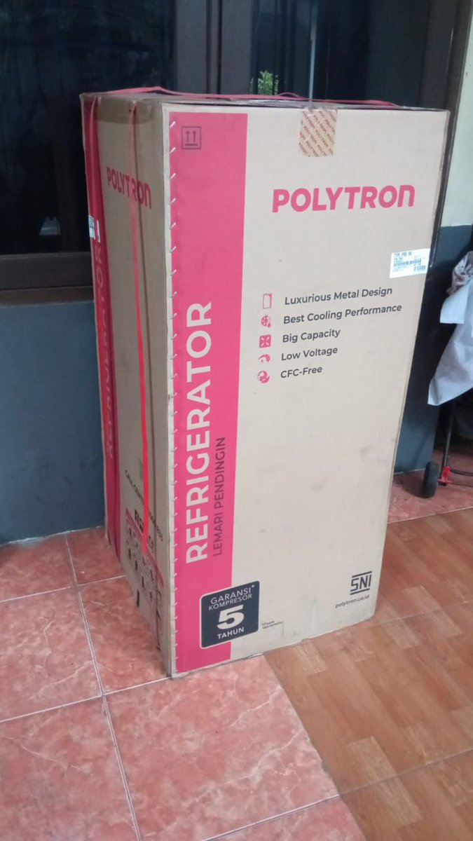 darjofess's tweet photo. 🦐 SESI OPFOLL 🦐
Syarat: Retweet
———
Halo ges! Mimin bantu jual mau jual kulkas masih baru bgt, mulus, blm keluar dr kardus, dpt kulkas dr hadiah undian. Merk polytron, satu pintu, free ongkir area sda sby. 
1.5jt aja nego tipis langsung wa
https://t.co/jiTO04ZPKW ygy!! https://t.co/DnENjxfhI3