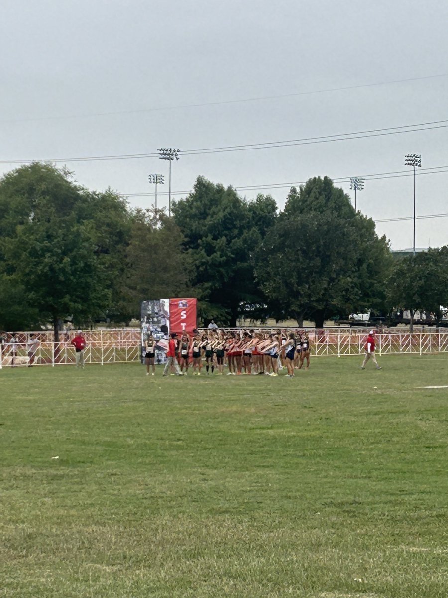 HumbleISD_Ath's tweet image. ⁦@kingwoodxctf⁩ at State Meet today!!