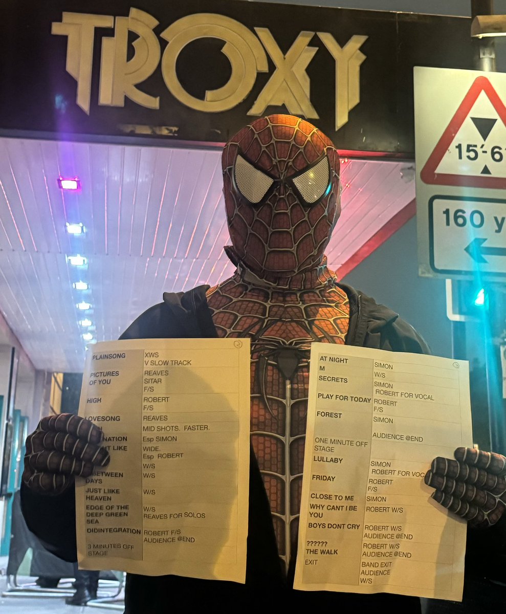 FIVESWINGLIVE tweet media