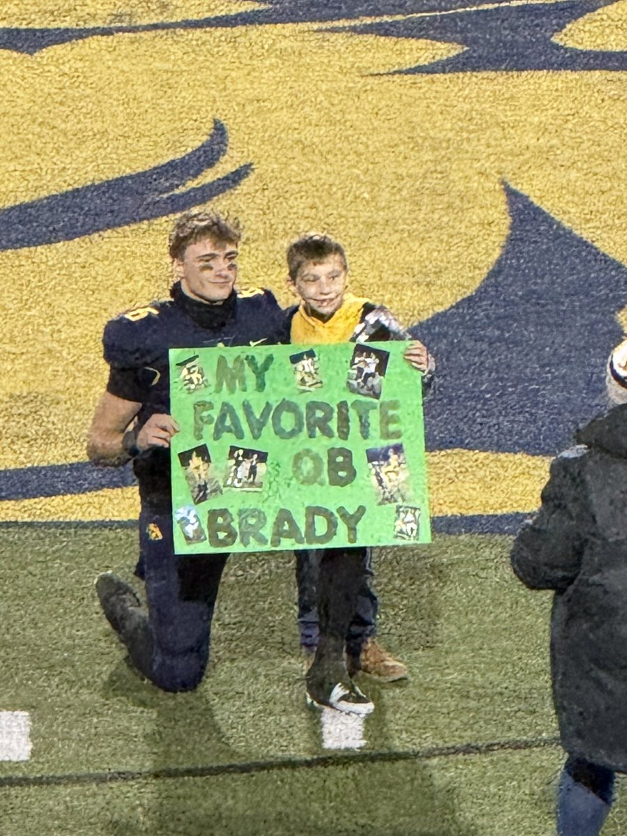 Chris Schmidbauer (@cschmid01) on Twitter photo @WhitmerFB won big which we all expected but this is maybe the thing I was most excited to see after the game. Well done <a href="/BradyFord06/">Brady Ford</a>! Continued to be impressed by your play but even more so by the role model you are. @WhitmerFB won big which we all expected but this is maybe the thing I was most excited to see after the game. Well done <a href="/BradyFord06/">Brady Ford</a>! Continued to be impressed by your play but even more so by the role model you are.