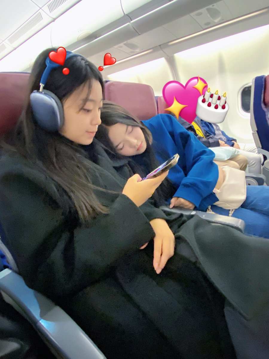 Lapillus_twt's tweet photo. Happy birthday 임하은〜‼︎❣️
나의 여동생이자 원숭이 하은아 
행복한 하루 될거야!
완전 재미있는 16살이 될거양🫶💖

#Lapillus #라필루스 #Shana #샤나 https://t.co/epXhXGpIAR