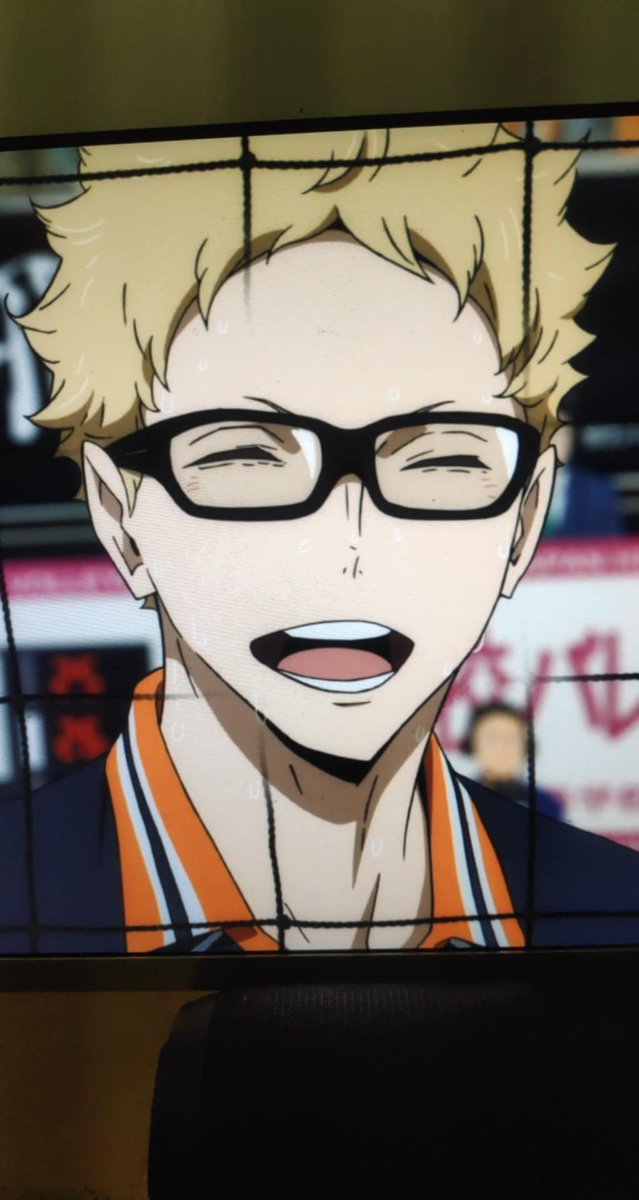 pocoleit's tweet photo. Haikyuu hype ㅠㅠ I kenat Tsukki smiling while inside the court ㅠㅠ https://t.co/xJt6SqoD7N