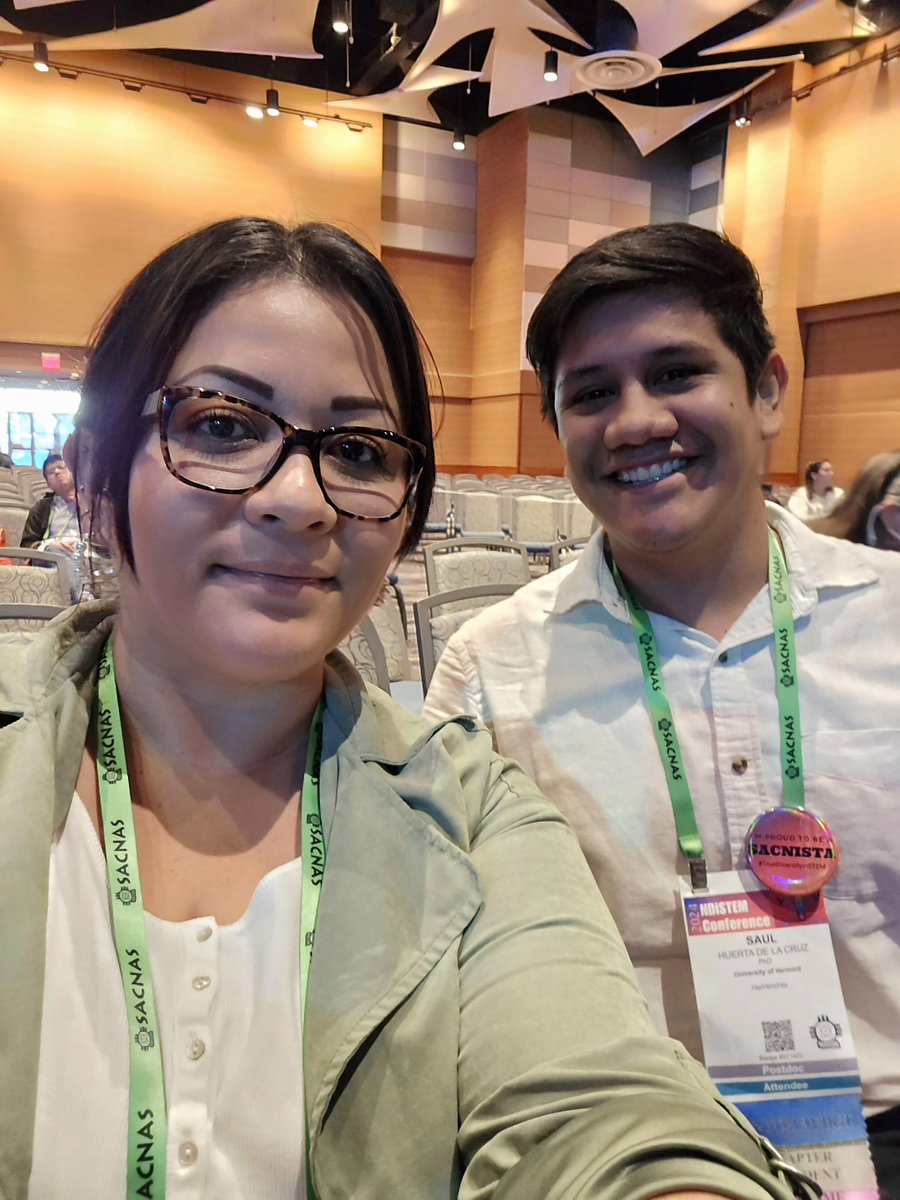Kimgmz6's tweet photo. Great to see familiar faces at #SACNAS2024! Here’s to reconnecting and inspiring each other #STEMdiversity @SaulHdlC https://t.co/9KAnpkzCmI