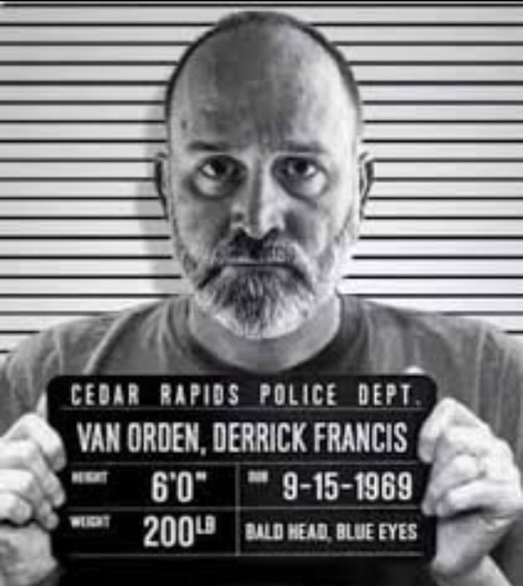 RonSedgwick's tweet image. #hipcheck🤣