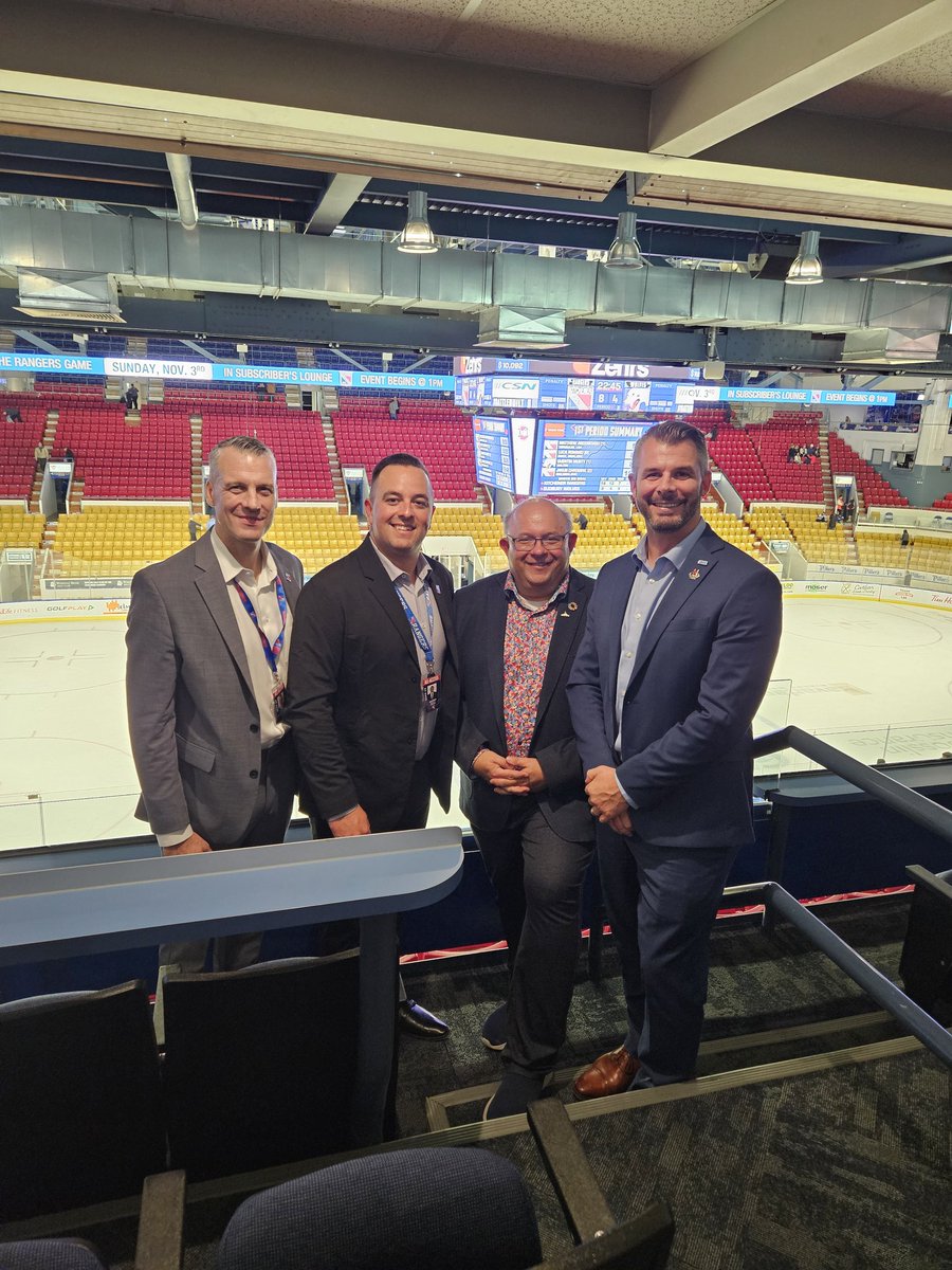 Bryan Crawford 🏒 tweet media