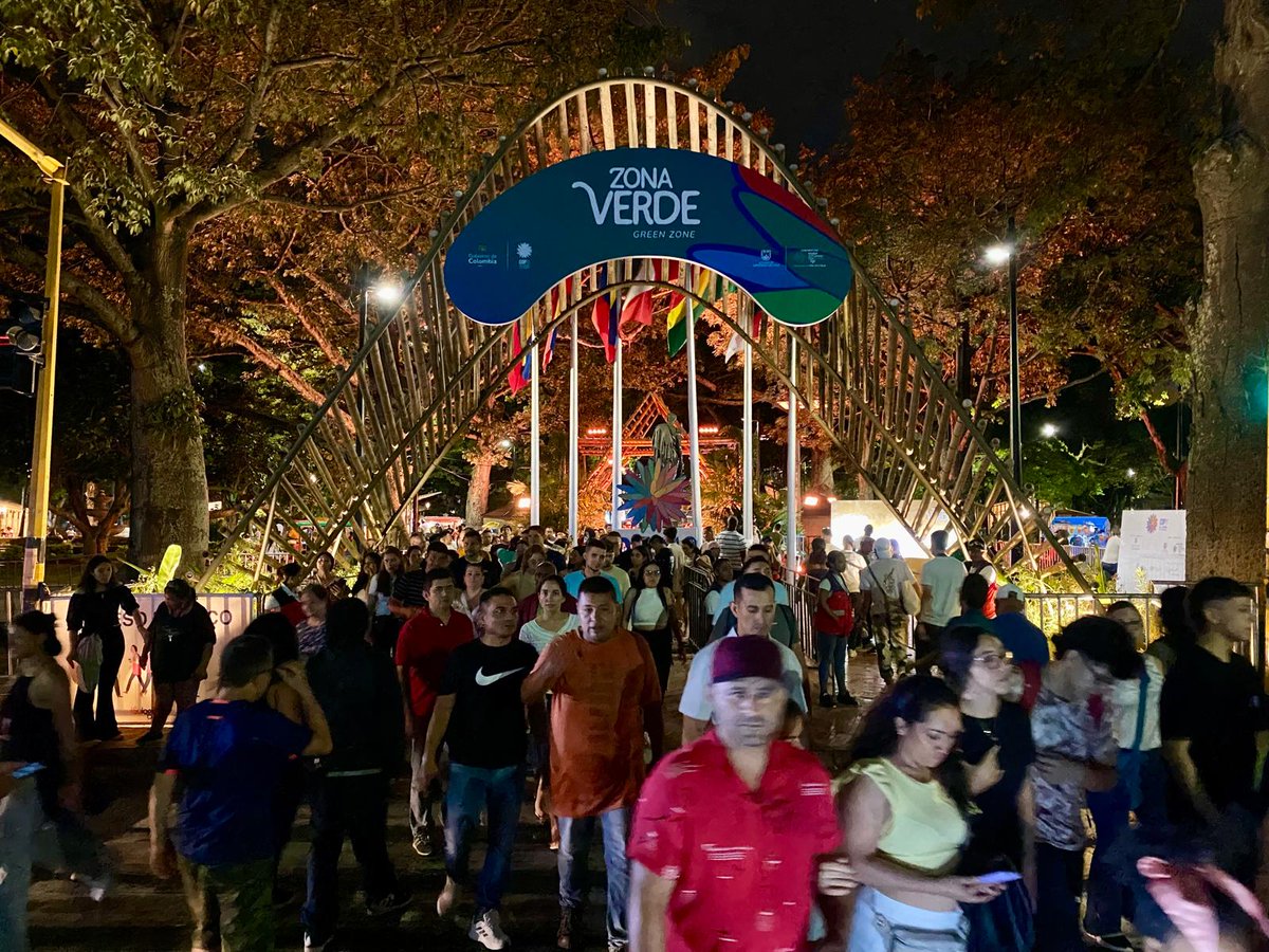 A negotiation marathon for #PeaceWithNature is about to end at #COP16Colombia. 

The gem of the Valle del Cauca and its people have welcomed us with open arms and showed us the splendour of human and natural diversity in El País de la Belleza. 

¡Muchas gracias por todo, Cali!