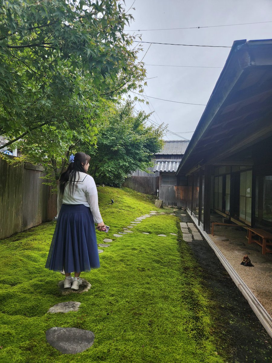 ryunelia's tweet photo. 요즘 덕질도 잘 안하고 잘 안들어오지만... 살아는 있어요...다들 잘 지내고 계시죠?!
올해 덕질 뜸한 이유: 근황 2~3개월에 한번 여행다니기 신나있음
#마음찍은트친과아무것도하지않지만그저서로를뮤트하지않았음을확인하며11월도행복하시길바라기 https://t.co/CMWRI7Gc2h
