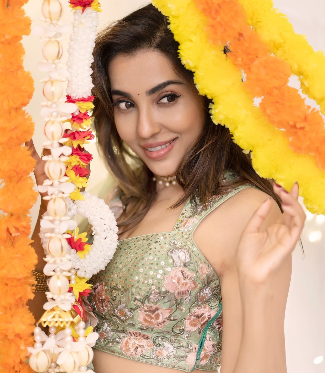 GbWI1e9awAADOUz?format=jpg&name=large